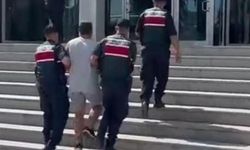 Mersin'de aranan şahıs dolap görünümlü gizli bölmede yakalandı