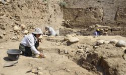 9 bin yıllık höyükte Hitit dönemi sur izlerine rastlandı