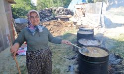 Kahramanmaraş'ta kazanlarda kaynatılan buğday organik bulgur haline getiriliyor