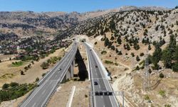 Edebiyat Yolu’ndan 4 yılda 10 milyon araç geçti