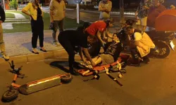 Yaya geçidinde scooter ile motosiklet çarpıştı