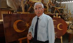 15 Temmuz Şehitleri İçin 246 Parçadan Türk Bayrağı Yaptı