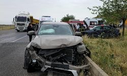 Otomobil ile kamyonet çarpıştı: 1 ölü, 3 yaralı
