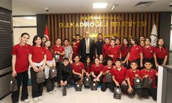 Öğrencilerden Dulkadiroğlu Belediye Başkanına Anlamlı Ziyaret