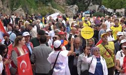 1 Mayıs Coşkuyla Kutlandı