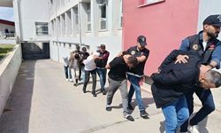 Tırın Dorsesinde 10 Kilodan Fazla Uyuşturucu Ele Geçirildi