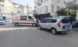 Hafif ticari araç ile otomobil çarpıştı: 1 yaralı