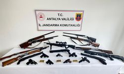 Silah kaçakçılarına eş zamanlı operasyon