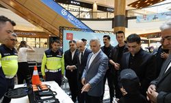 Trafik Haftası Etkinliği: Vali Ünlüer Trafik Standlarını Ziyaret Etti