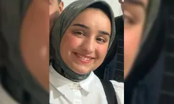 Araçtan Atlan Genç Kıza Tır Çarptı