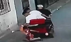 Galatasaray Formalı Çocuğu Sokakta Sürüklediler