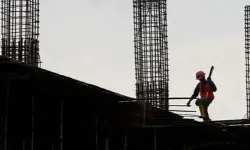 İnşaat üretimi yıllık arttı, aylık düştü!