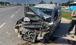 Kahramanmaraş’ta Kaza: Araçlar Hurdaya Döndü, 3 Yaralı