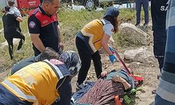 Otomobil Şarampole Devrildi: 5 Yaralı