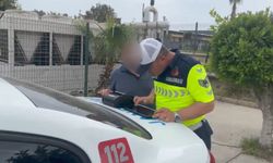 Ters Şeritte Gitti, Ehliyetine El Kondu