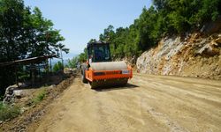 Andırın’da Ulaşım Konforu Artıyor: 10 Mahalleye Yol Yatırımı