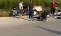 Otomobil İle Hafif Ticari Araç Çarpıştı: 7 Yaralı