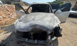 Seyir Halindeki Cip Alev Aldı