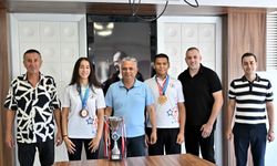 Muratpaşa’nın Sporcularından Altın Zafer