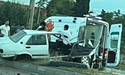 Kontrolden Çıkan Araç Takla Attı