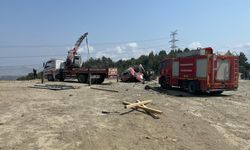 Freni Patlayan Vinç İki Aracı Biçerek Uçuruma Yuvarlandı