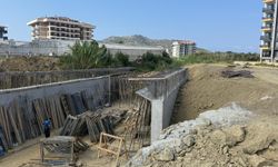 Köprü İnşaatında Düşen İşçi Tedavi Gördüğü Hastanede Hayatını Kaybetti