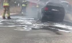 Seyir Halindeki Otomobil Alev Alev Yanarak Kullanılamaz Hale Geldi