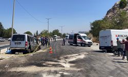 Yol Çalışması Nedeniyle Tek Şeride Düşen Yolda Feci Kaza:1 Ölü 6 Yaralı