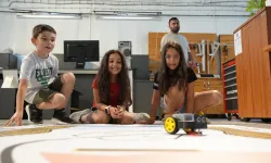 Çocuklar robotik dünyayla tanıştı