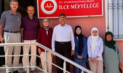 Anamurlu 3 Öğrenci Umre Yolunda