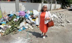 Çöp ve Molozlar Dağ Gibi Birikti, Vatandaşlar Tepkisini Dile Getirdi