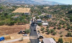 Dulkadiroğlu’nda Yol Seferberliği Sıcak Asfaltla Devam Ediyor