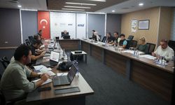 Deprem Bölgesinde Yaralar Sarılıyor