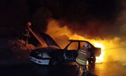 Motor Kısmında Yangın Çıkan Araç Kullanılamaz Hale Geldi