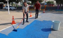 Öğretmenlerin Fırçasından Renkli Bir Okul