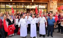 MADO’nun Kutlaması Tiyeskopik Etkiye Dönüştü