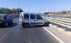 Bariyerlere Çarpan Araçta Sürücü Kazayı Şans Eseri Atlattı