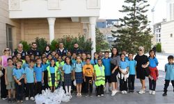 Belediye öncülüğünde öğrencilerle çevre temizliği gerçekleştirildi
