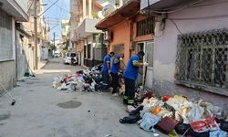 Çöp Evden Gelen Kötü Koku Mahalleliyi Harekete Geçirdi