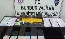 Ekiplerden Uyarıcı Madde Ticareti Yapanlara Darbe