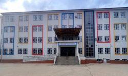 Elbistan’da 32 Derslikli İlkokulu Kapılarını Açtı