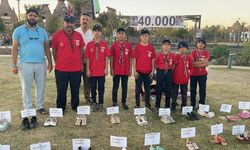 Gazze’de Ölen Çocukların İsimleri Ayakkabılarla Anıldı