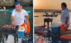 Gün Doğumunda SUP Board Üzerinde Mangal Keyfi