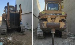 İnternetten Satışta Dolandırıcılık İddiası: Dozer Sahte Çekle Elden Çıktı