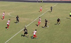 İstiklalspor İlk Yarıda Gol Perdesini Aralayamadı