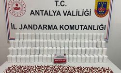 Jandarmanın Yol Kontrolünde Binlerce Sentetik Hap Ele Geçti