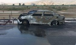 Kahramanmaraş-Adana Yolunda Araç Yangını: Araç Küle Döndü