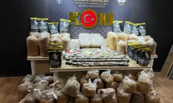 Kahramanmaraş’ta 1.400 paket kaçak sigara ve 280 kilo tütün yakalandı