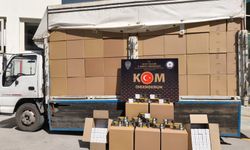 Kamyonetten 2 Milyon 760 Bin Kaçak Makaron Çıktı