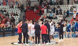 İstiklal Basket Evinde Şov Yaptı